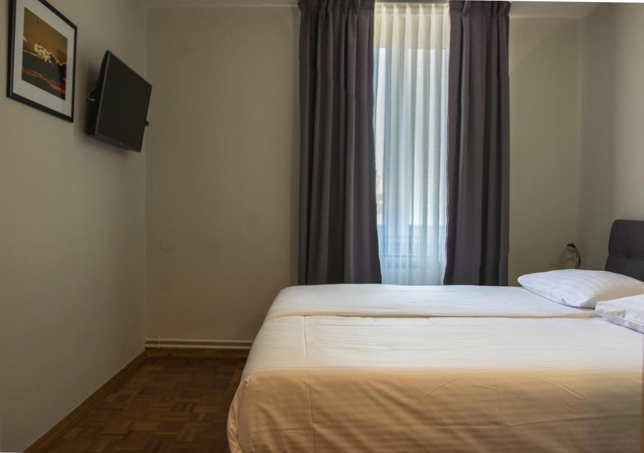 Hotel Minerva Μεντουλίν Εξωτερικό φωτογραφία