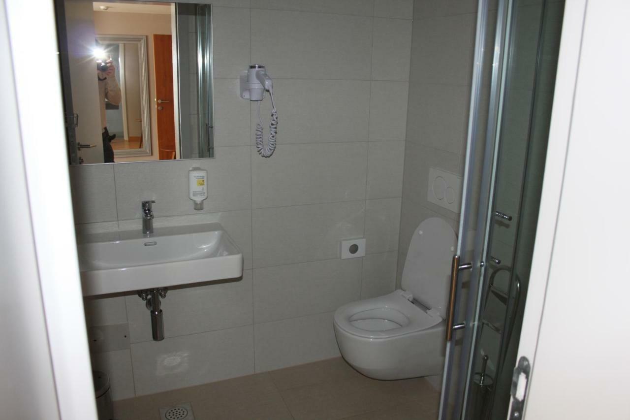 Hotel Minerva Μεντουλίν Εξωτερικό φωτογραφία
